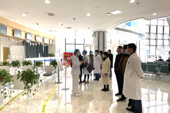 2021年12月1日，彭州市第四人民医院来省精神医学中心参观交流